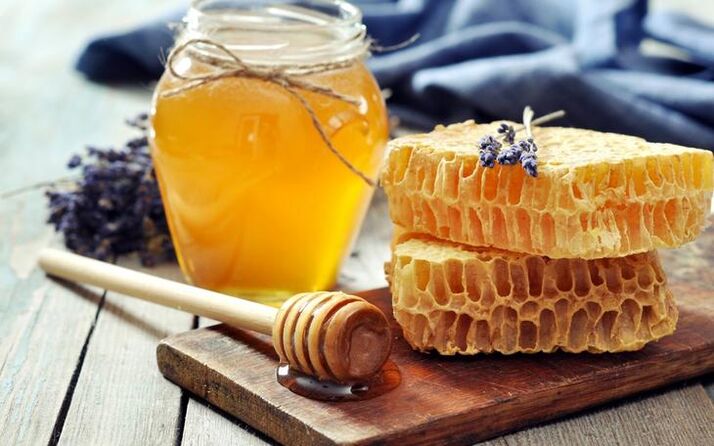 miele per il ringiovanimento della pelle